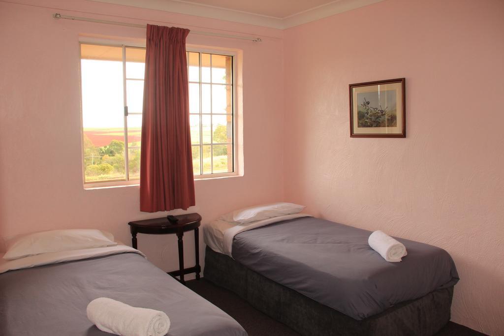Childers Gateway Motor Inn Habitación foto
